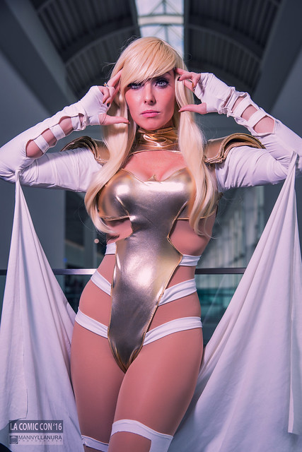 Emma Frost Cosplay