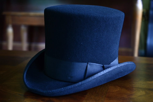 Top-Hat | by Annoying Noises