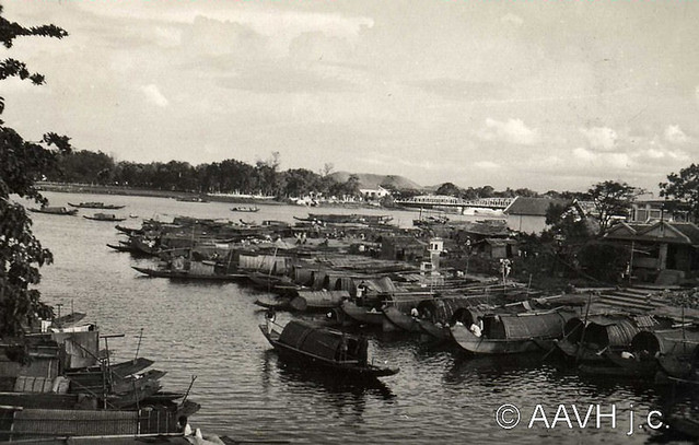 AP0763-Sogny-Marien - Hué, 1931 – Sampans groupés sur le canal Dong Ba - Đám thuyển trên kinh Đông Ba
