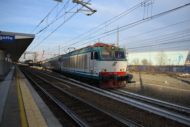 E652.155 + 2xE652 + E633 Mercitalia Rail TRA 50921 Torino Orbassano - Villanova in partenza a Torino Lingotto