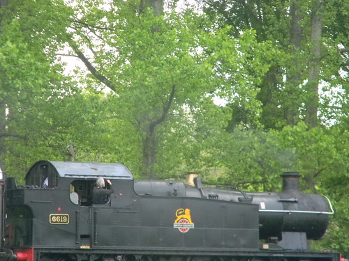 Steam train Robertbridge (short) Circular