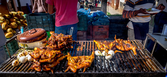 Chicken marinated with annatto, grilled and served on the streetside