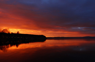 Winter-Sunset-at-the-lake