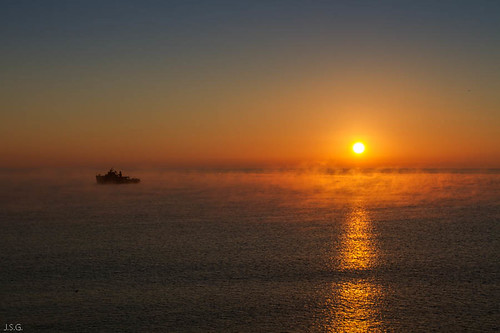 Amaneciendo con la bruma levantandose by ibzsierra, blue sea sky sun mer mist sol azul sunrise canon dawn mar amanecer ibiza cielo 7d eivissa solei bale