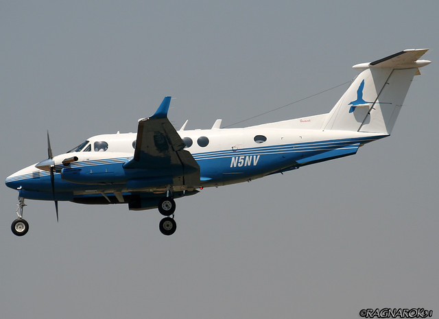 Beech300_Private_N5NV