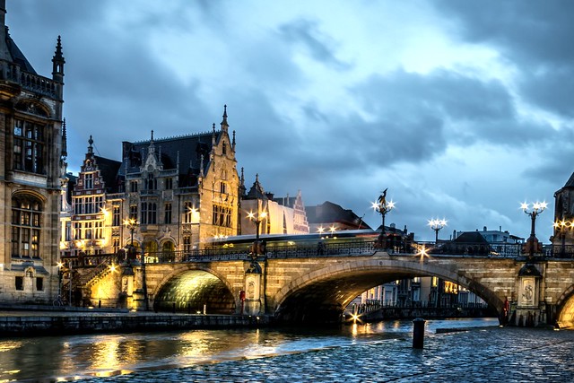 Bridge by night (Ghent)