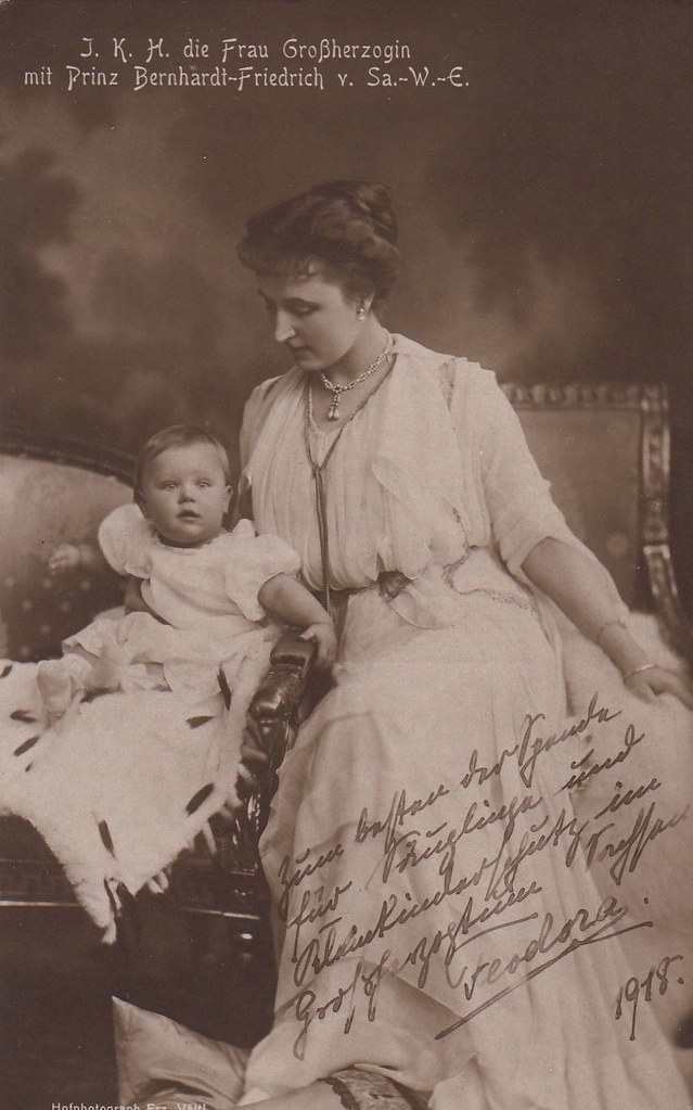 Großherzogin Feodora von Sachsen-Weimar-Eisenach mit Prinz Bernhard Friedrich