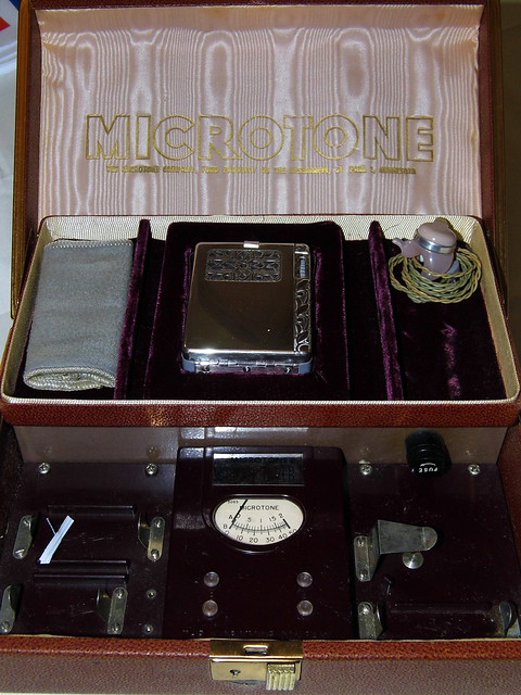 Vintage Microtone Classic Vacuum Tube Sterling Silver (Body) Hearing Aid With Battery Charger, Made In USA, Circa 1949