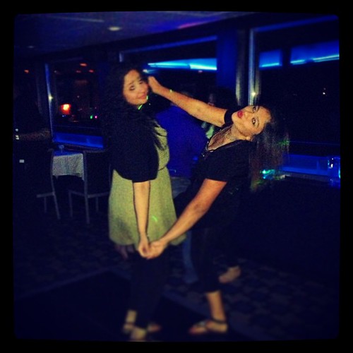 #instapic #instafun #instacute #instaglam #instaglow #instasexy #goodtimes #glmaorus #girls #girlytime #funtimes #fun #nightlife #navypier #noworries #boat #misticblue #meandthepeanut | by Nessie10138