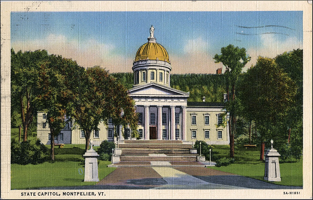 postcard -- Vermont State Capitol