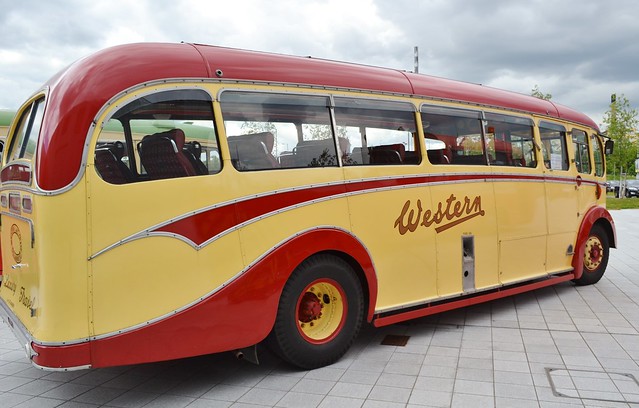 Vintage Bus Service