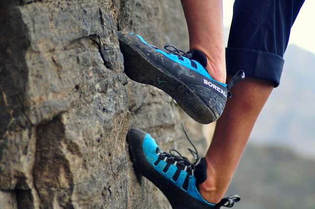 Climbing feet