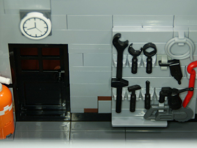 LEGO Modular Building: Garage and Mom & Pop Store