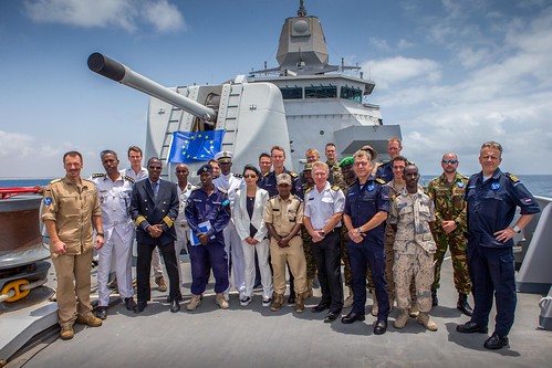 Somali Coastguard, Maritime Police Unit and EUCAP Nestor delegation were welcomed onboard HNLMS Tromp
