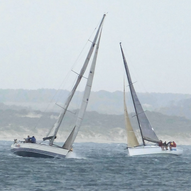Esperance Bay YC Cruisers racing home in a blow