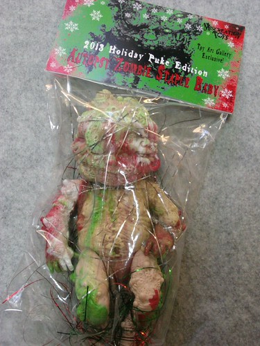 TAG x Miscreation Toys “2013 Holiday Puke Edition” Autopsy Zombie Staple Baby | by ＮＳ