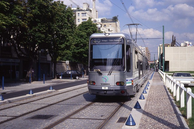 JHM-1992-0404 - Bobigny (Paris RATP), Tramway T1, couleurs d'origine
