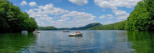 panorama lake connecticut candlewoodlake pleasureboats