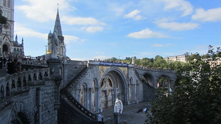 Lourdes | Sloped entrance to the church | Stephen Colebourne | Flickr