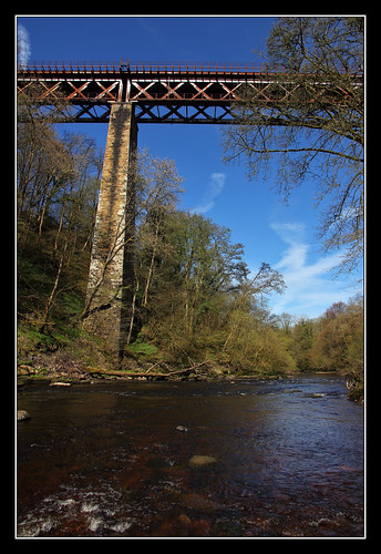 abandoned metal river pillar viaduct tall riveravon dismantledrailway larkhall southlanarkshire morganglen larkhallviaduct midlanarkline