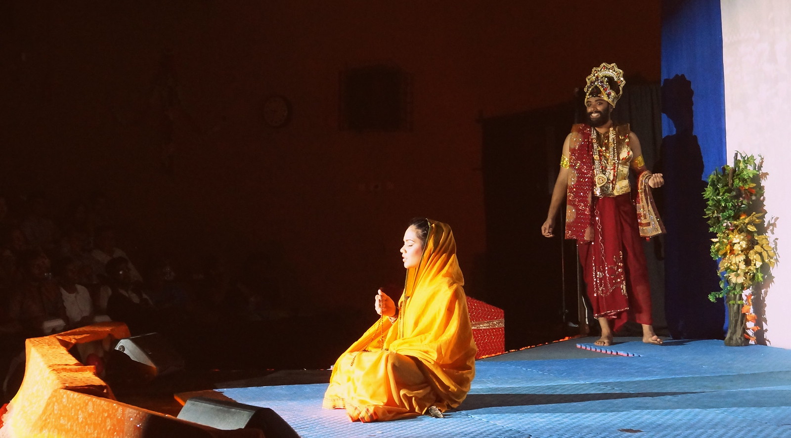 MEDS DIVALI PLAY" RAAVAN