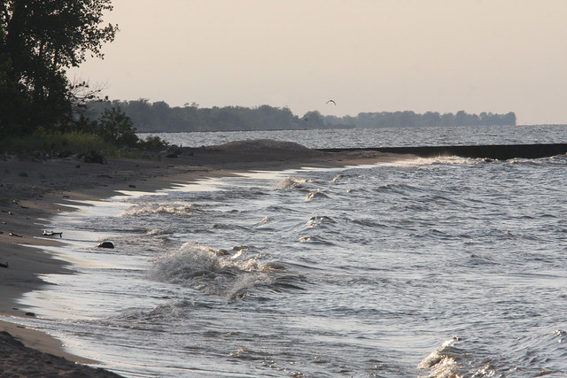 Lake Erie waves at Magee Marsh - much closer