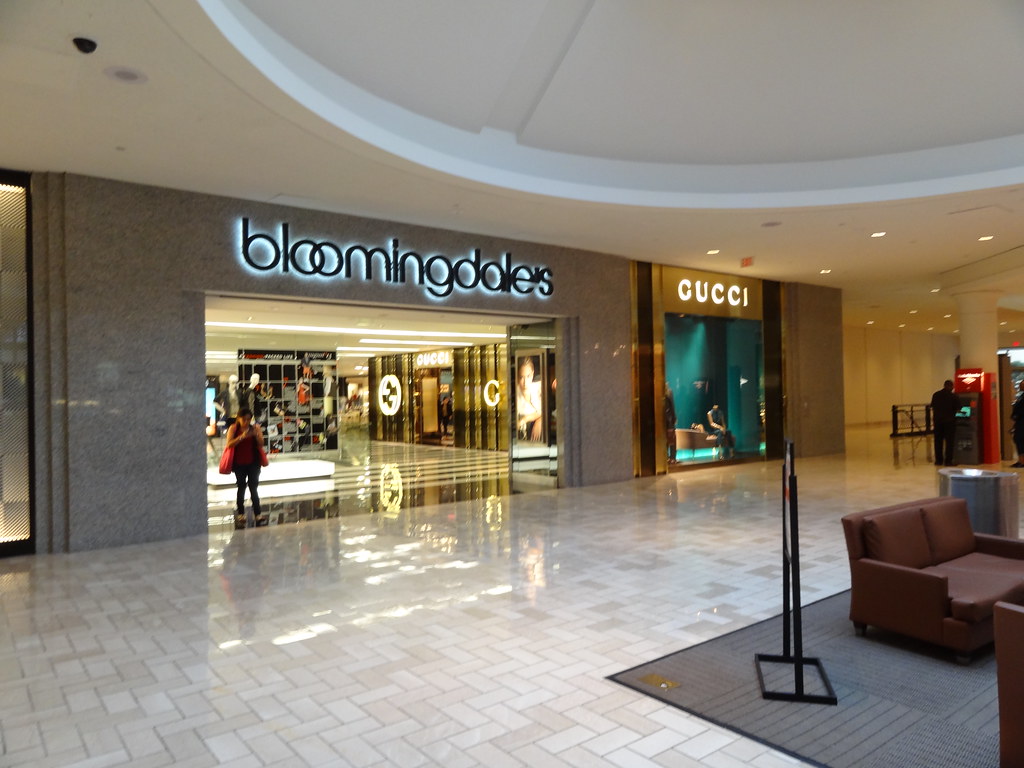 bloomingdale's; former Lansburgh's and Lit Brothers (Tyson… | Flickr
