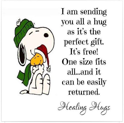 Snoopy Christmas Hug
