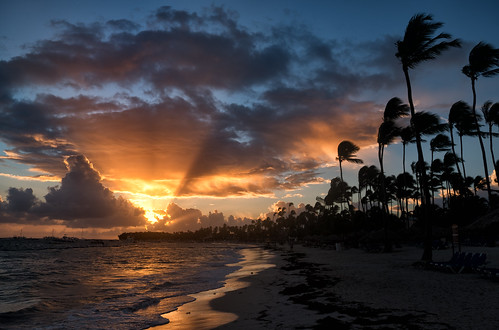 caribbean domicanrepublic tropical dreams sky sunrise clouds palm trees beach atlantic carribean orange