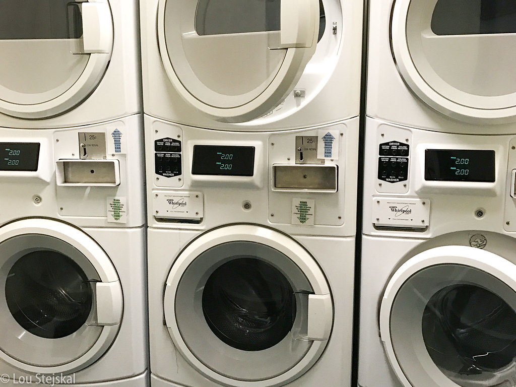 do disney resorts have laundry facilities