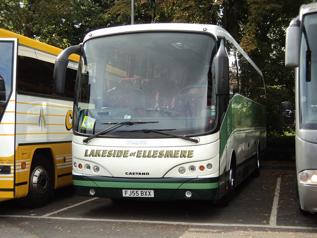 Lakeside Coaches of Ellesmere FJ55BXX