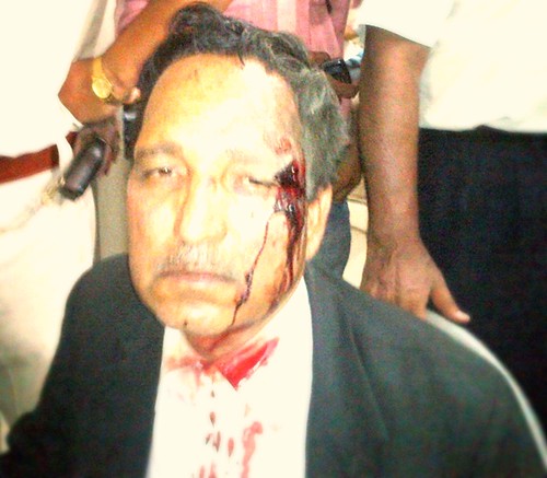 Advocate Saleem was attacked in the Faizabad Court. | by TwoCircles.net