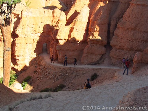 Winding Queen's Garden Trail in Bryce Canyon National Park, Utah