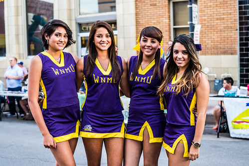 WNMU Cheerleaders 2013