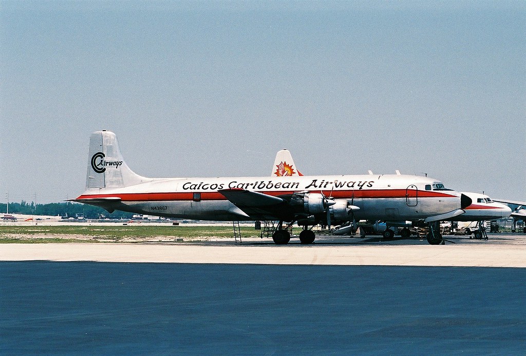 Caicos Caribbean Airways DC-6A N43867 Fort Lauderdale 6.5.1988