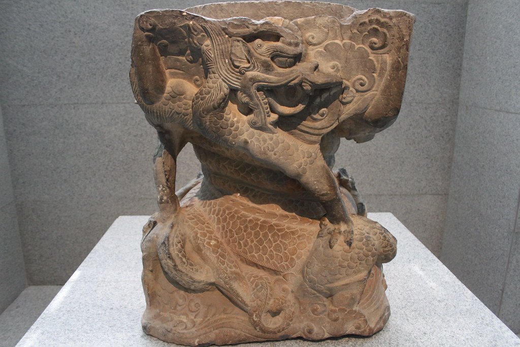 Stone Base Decorated with Sculpture of Dragon