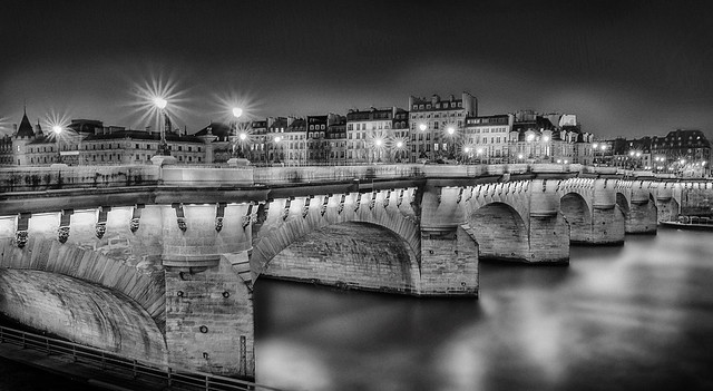 Le Pont Neuf - Paris