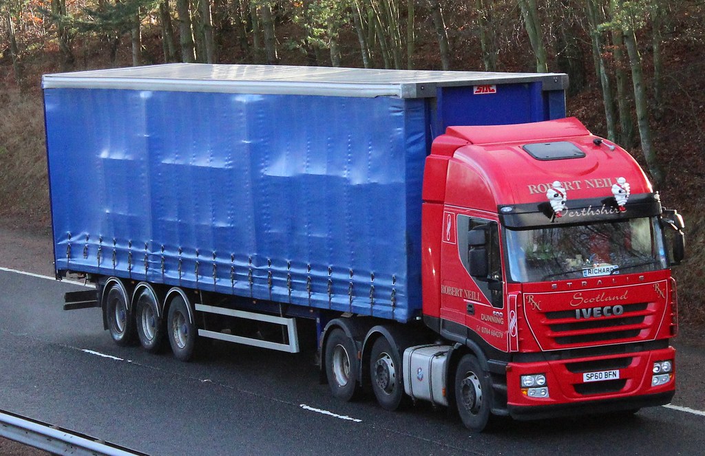 IVECO Stralis - ROBERT NEIL Dunning Perthshire