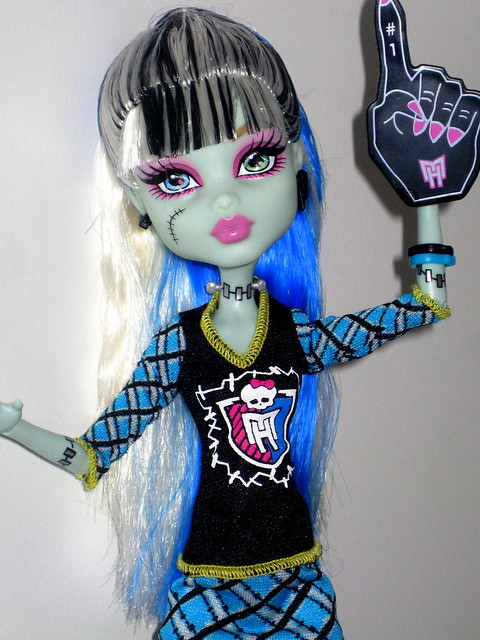 Monster High ♥ FRANKIE STEIN ♥ Ghoul Spirit Fan Doll | Flickr