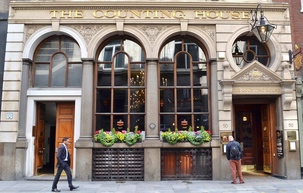 The Counting House Pub, London | This a Fullers Ale & Pie pu… | Flickr