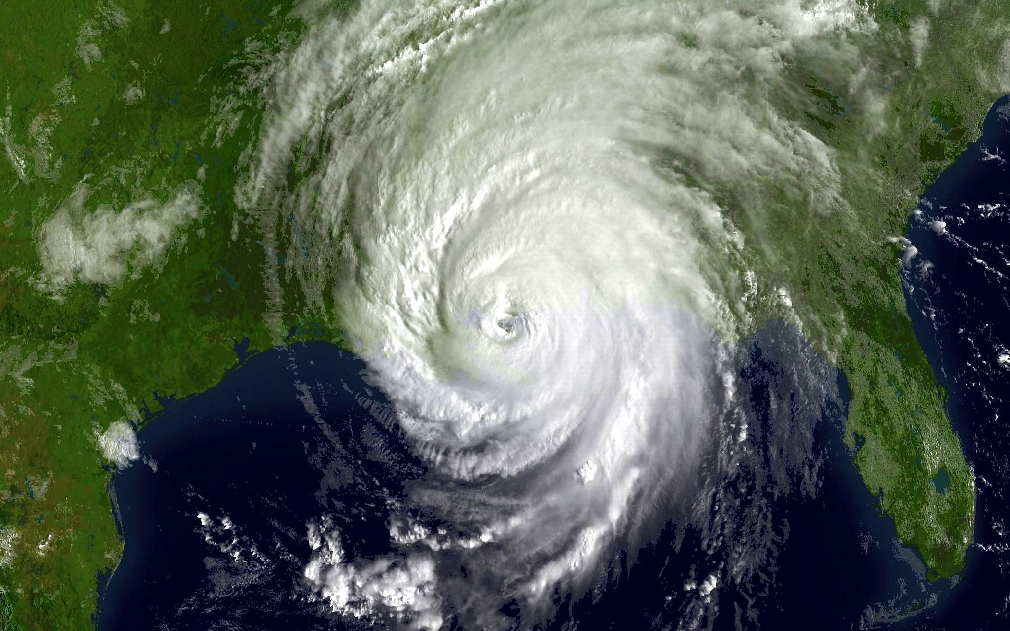 Hurricane Katrina shortly after landfall