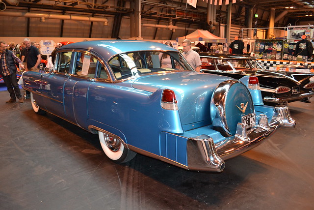 Cadillac Series 62 Sedan - 1954