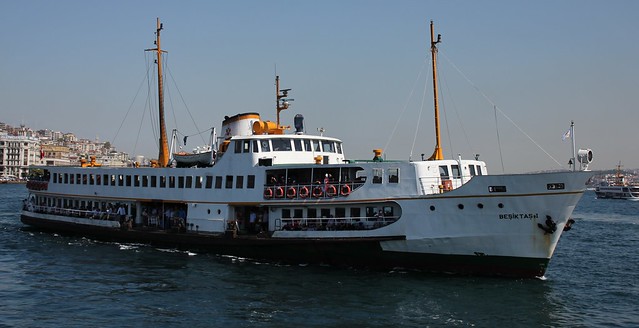 Istanbul Ferry - Besiktas-I