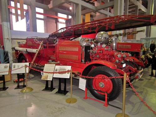 1929 Ahrens-Fox Model P-S-2 fire truck