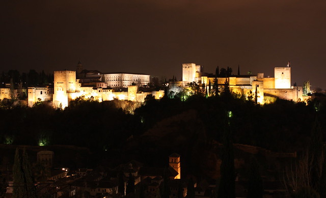 L'Alhambra by night
