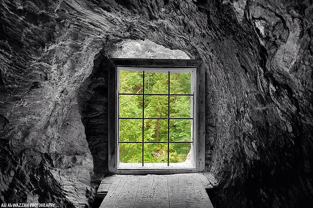 Secret window ..