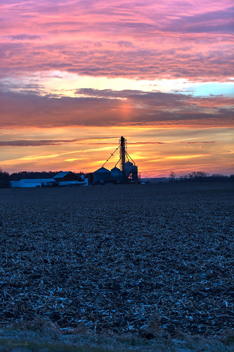 rio wisconsin rural sunrise unitedstates farm scenic sunpillar grainmill ©jrj