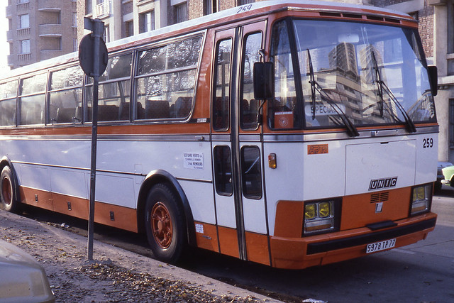JHM-1978-1979 - France, Paris, autocar UNIC