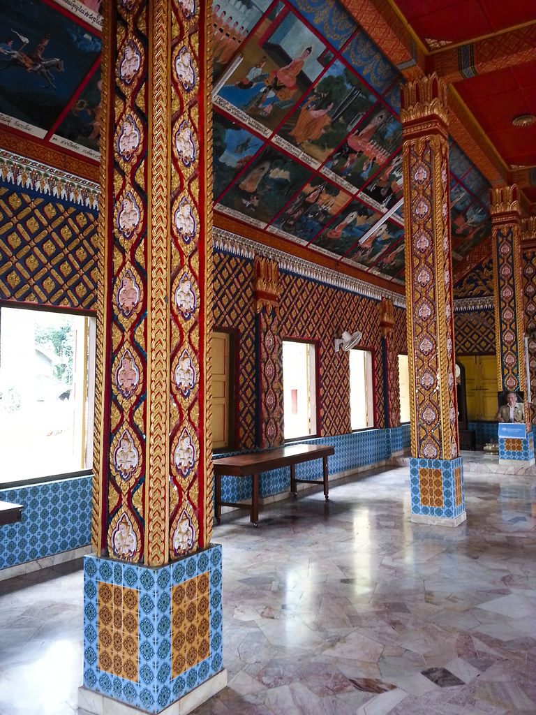 Mai suwankiri wat Wat Mai