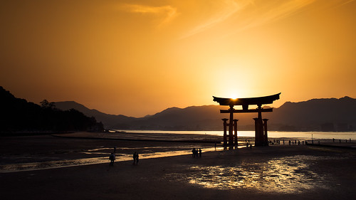 sunset japan hiroshima miyajima
